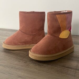 Old Navy Sun Sherpa-Lined Faux-Suede Boots size 7 Toddler Girl